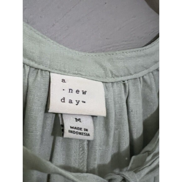 A New Day (Target) M Sage Green Blouse Top Linen Blend Oversized Comfort Tie - Picture 7 of 12